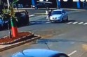 ​Flagrante – Vídeo mostra mulher sendo atropelada sobre faixa de pedestre em Palma Sola