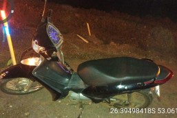 ​Mulher é atendida após que de moto na SC 305 em Campo Erê.