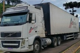 ​Caminhão com donativos para o RS que foi roubado é recuperado em Palmas PR.