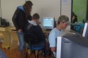 Entre outras oficinas, alunos do ProJovem praticam informática  
